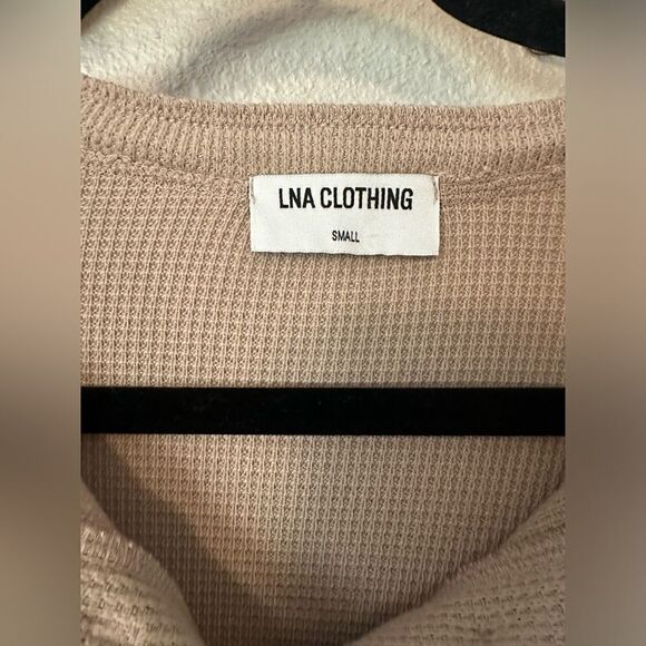 LNA Malo Waffle Henley Sz S Taupe - Picture 5 of 8